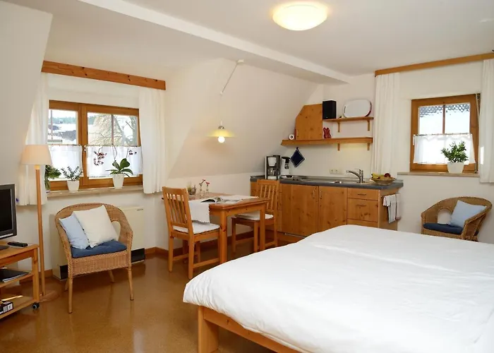 Gaestehaus Am Brombachsee Pfofeld